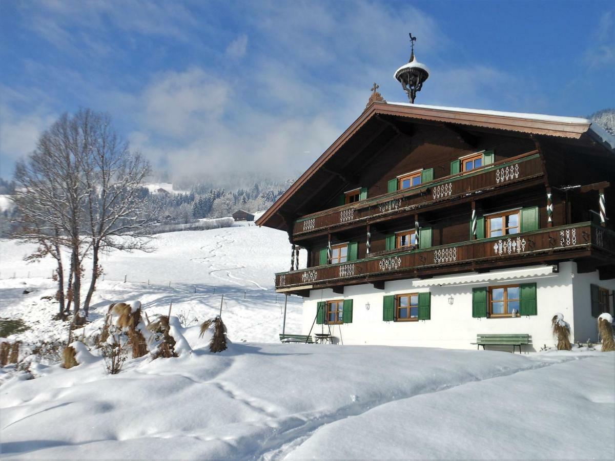 Haus Waldhof Apartment Бриксен-им-Тале Екстериор снимка
