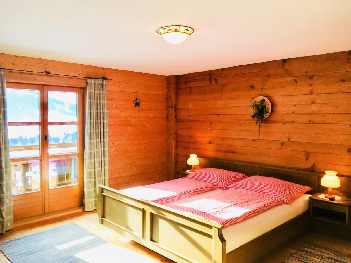 Haus Waldhof Apartment Бриксен-им-Тале Екстериор снимка