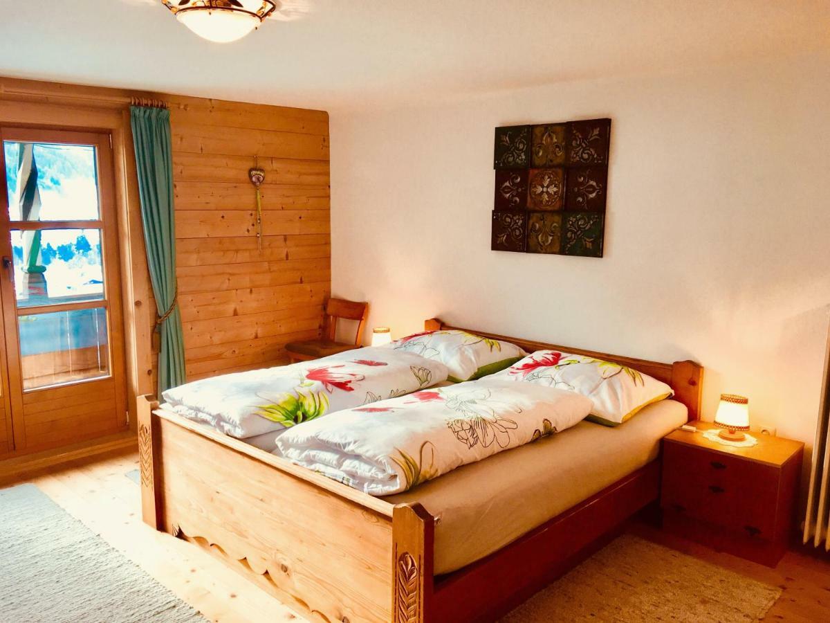 Haus Waldhof Apartment Бриксен-им-Тале Екстериор снимка